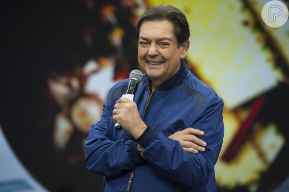 Faustão está sob cuidados intensivos no hospital