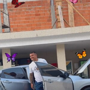 Jojo Todynho presenteou o namorado com um carro novo