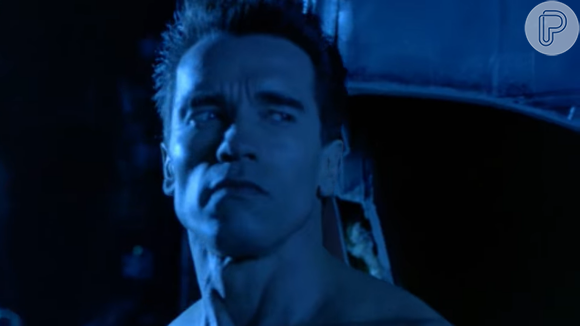 Arnold Schwarzenegger começou a carreira, na realidade, como fisioculturista