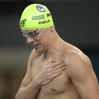 Por que César Cielo se batia? Medalista olímpico explica hábito inusitado antes de competições aquáticas