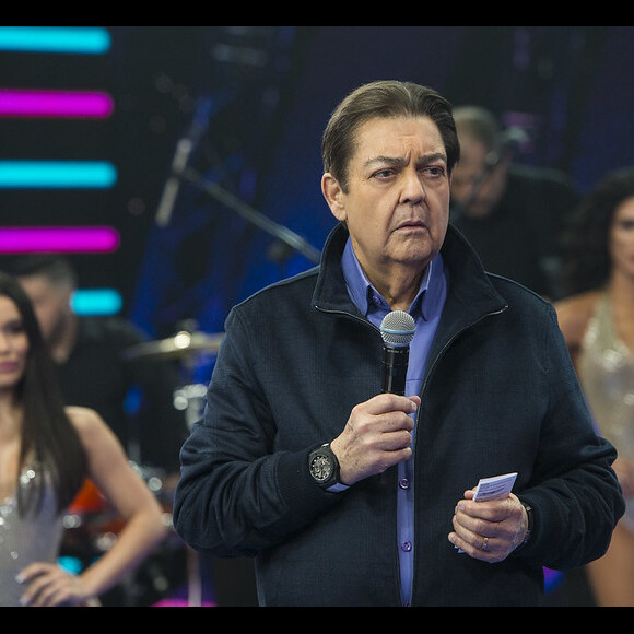 Fausto Silva decidiu largar a TV, mas planeja fazer algo na web