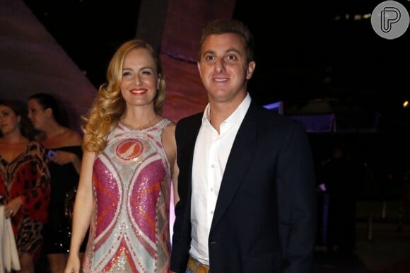 Angélica e Luciano Huck declaram que não há crise no casamento