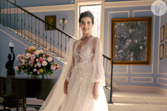 Marê da novela 'Amor Perfeito' usará um vestido de noiva com transparência