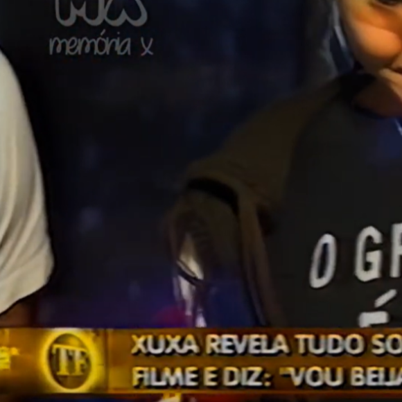 Xuxa sobre vitória no Grammy Latino: 'Soube que ganhei pela internet. Minha amiga Vavá estava em casa, leu na web e me contou. No mesmo instante, liguei pra minha mãe'