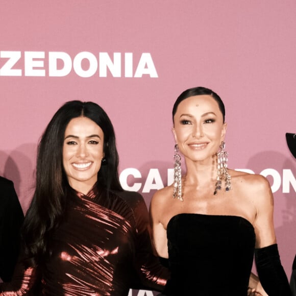Famosas se reúnem em Milão para evento de moda da Calzedonia