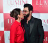Andressa Suita e o marido, Gusttavo Lima, trocaram beijos durante coquetel em São Paulo