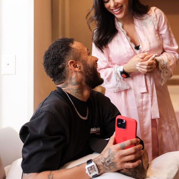 Enquanto isso, Bruna Biancardi aguarda para receber alta de maternidade luxuosa