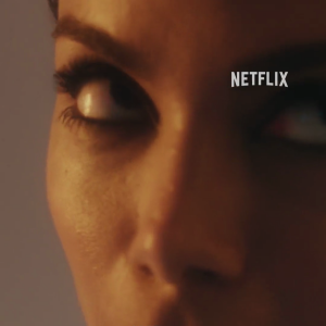 Anitta dispara palavrão em português no trailer de 'Elite': 'F*deu'