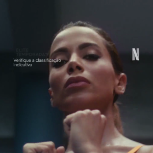 Anitta interpreta a professora brasileira de defesa pessoal Jéssica em 'Elite'