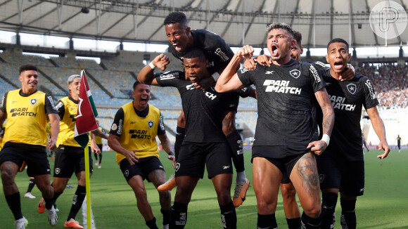 Não vai ter futebol na Globo neste domingo, 15 de outubro de 2023 por causa da pausa da 'Data Fifa'. Botafogo é o líder do Campeonato Brasileiro 2023, que volta dia 18 de outubro de 2023