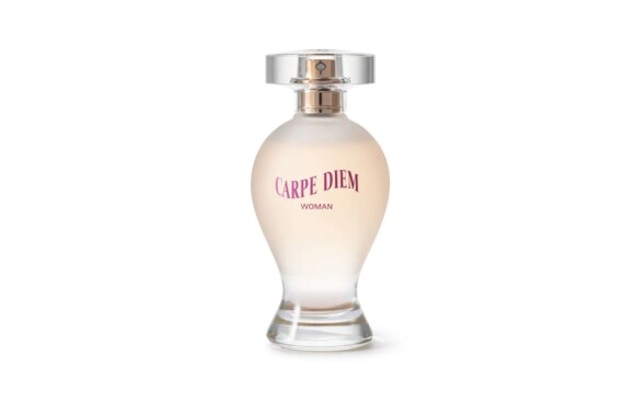 Perfume Carpe Diem Woman, da linha Boticollection, do Boticário, mistura notas cítricas com um toque floral, frutal e amadeirado, inspirado na fragrância lançada nos anos 2000