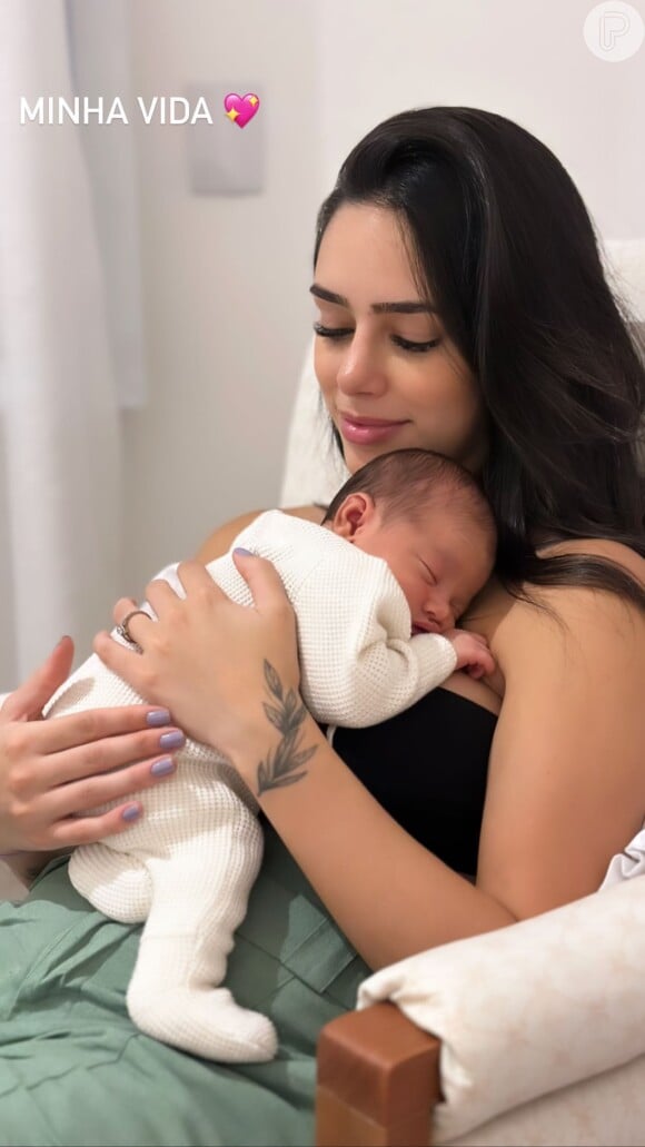 'Se dedica 24 horas por dia': irmã de Bruna Biancardi comenta estado da influencer após nascimento da bebê Mavie, sua filha com Neymar