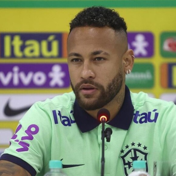 Neymar vive 'dia triste' e se emociona com assalto à casa de Bruna Biancardi e morte de amiga em primeiro pronunciamento após tragédias