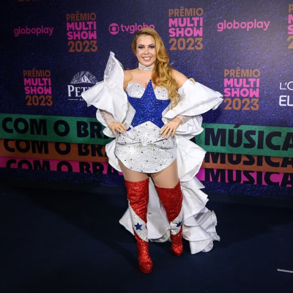 Joelma usou de um seus looks criativos com muito babado para o Prêmio Multishow de Música 2023