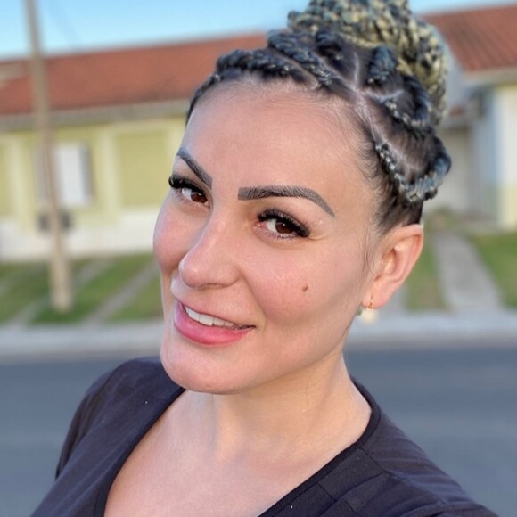 Andressa Urach valoriza o jeito crítico do filho: 'Ele tem um olhar muito crítico, então, eu acho que isso é legal pro meu crescimento profissional'