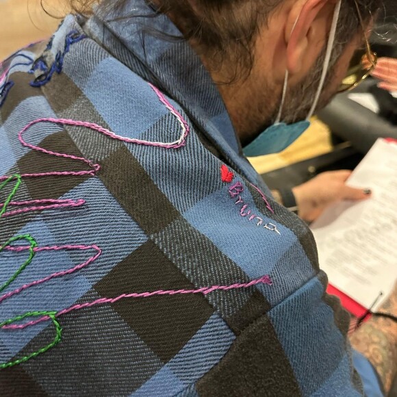 Bruna Marquezine estrelou 'Besouro Azul' com Xolo Maridueña que virou o seu amigo