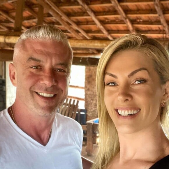 Marido de Ana Hickmann, Alexandre foi denunciado pela apresentadora por agressão