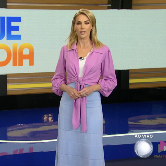 Ana Hickmann já estava sem aliança no primeiro programa que apresentou após a agressão