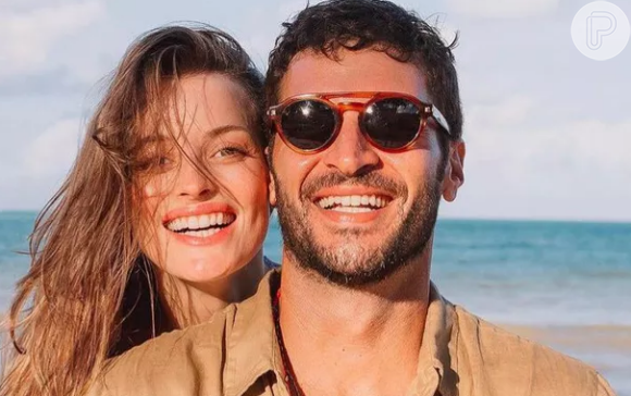 Leandro Lima ao lado da esposa Flavia Lucini, que tem uma ótima relação com Debora Falabella e Giovanna Lancelotti, parceiras de trabalho do ator de 'Terra e Paixão'