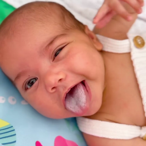 Mavie, filha de Neymar e Bruna Biancardi, tem encantado os seguidores da influenciadora na web