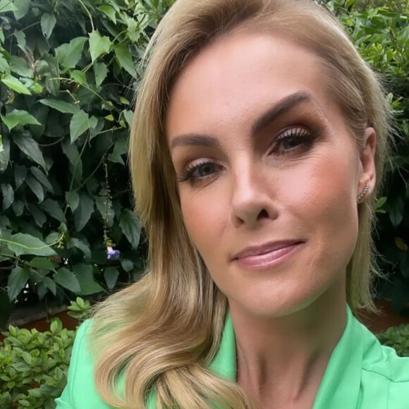 Ana Hickmann agradeceu o carinho do público feminino e prometeu que vai usar sua história para aconselhar outras mulheres