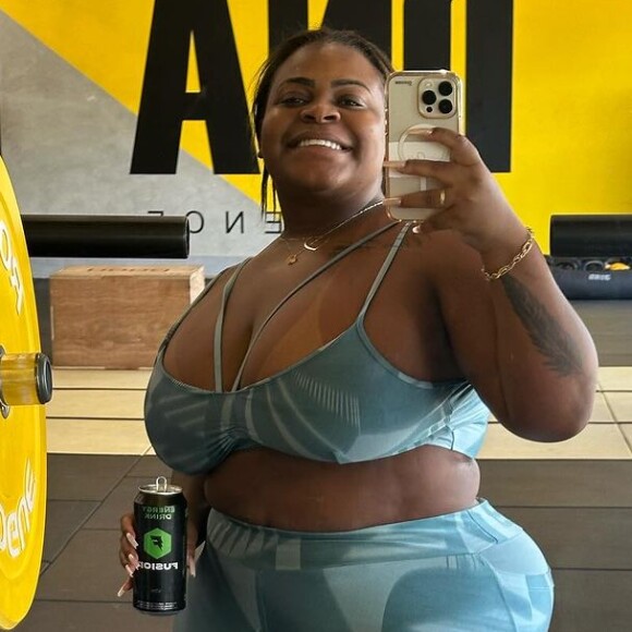 Jojo Todynho se submeteu a uma lipoaspiração e vem remodelando o corpo