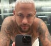Modelo está grávida do terceiro filho de Neymar, que se surpreendeu com a notícia