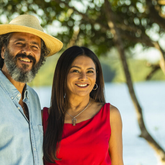 Em Pantanal, José Leôncio (Marcos Palmeira ) e Filó ( Dira Paes ) durante o casamento. Agora o ator fará o remake de Renascer