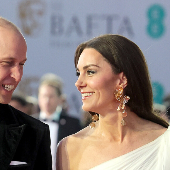 Kate Middleton e Príncipe William retornarão aos trabalhos reais já nas próximas semanas. Visitas oficiais ao exterior, incluindo, uma passagem pela Itália, estão na rota do casal