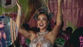 Juju Salimeni ostenta barriga chapada após secar quase 5 kg para o Carnaval e resultado impressiona: 'Shape dos sonhos'