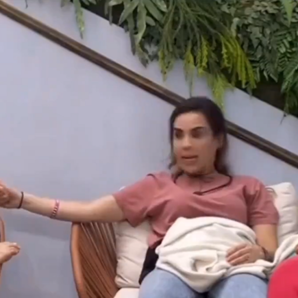 Wanessa Camargo conta para Beatriz no 'BBB 24' que é prima de Sandy e Junior