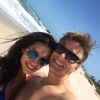 O cantor adora compartilhar fotos de viagens românticas nas redes sociais com a atriz