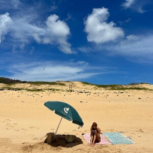 Sasha Meneghel compartilhou algumas fotos no seu Instagram dos dias vividos em Noronha