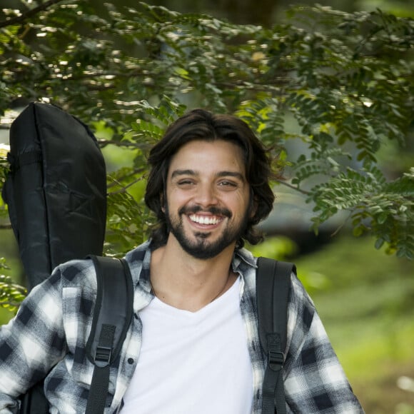 Rodrigo Simas foi um dos atores considerados 'galãs' da TV Globo