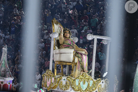 Alcione foi a grande homenageada pela Mangueira no Carnaval 2024