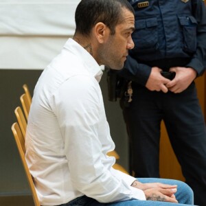A sentença de Daniel Alves ainda não saiu, mas o ex-jogador pode pegar até 12 anos de prisão