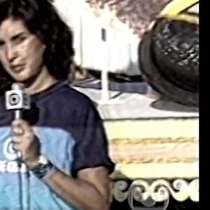 Fátima Bernardes era integrante do quadro de repórteres do RJTV: aqui, ela aparece no jornal em 1987