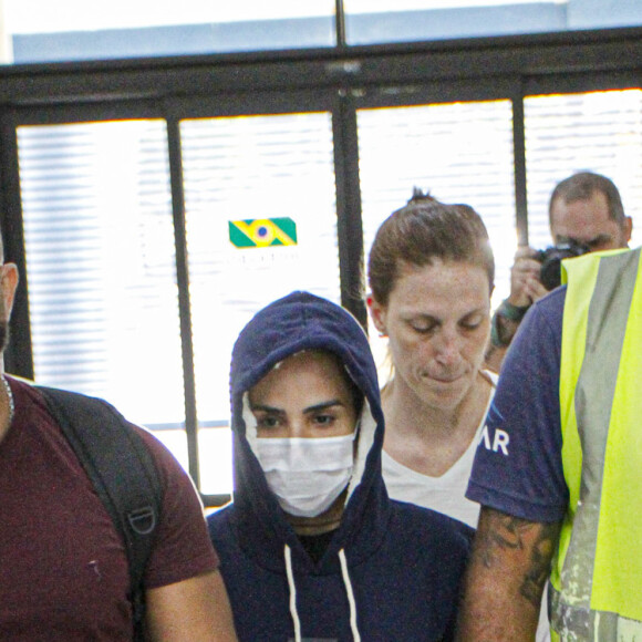 'Disfarce' de Wanessa Camargo causou polêmica na web e cantora foi ironizada por internautas