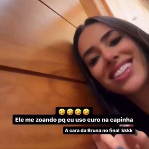 Segundo internautas, Bruna Biancardi surgiu com 'cara de apaixonada' no vídeo de Neymar