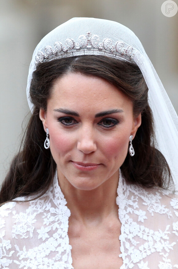 'Kate Middleton está se recuperando bem e estará de volta na Páscoa', afirmou fonte ao PageSix