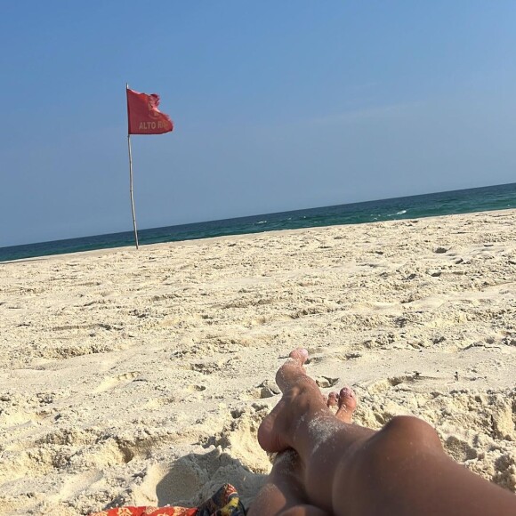 Deborah Secco esteve na Barra da Tijuca, zona oeste do Rio de Janeiro