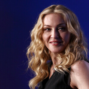 Madonna também investiu no universo fitness quando abriu uma rede mundial de academias. Em 2014, a Hard Candy chegou ao Brasil