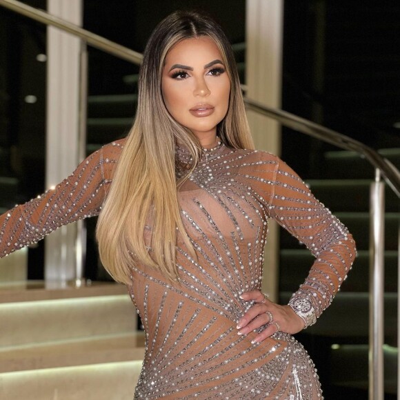 Agora, Deolane viralizou novamente ao pagar cerca de R$ 38 mil para mudar seu rosto