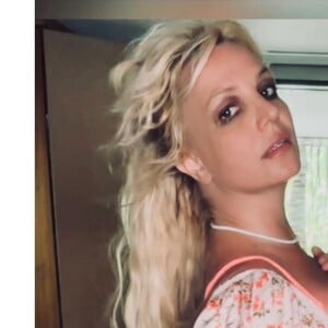 Britney Spears revela que parou de entender inglês desde que mudou o nome para XILA MARIA
