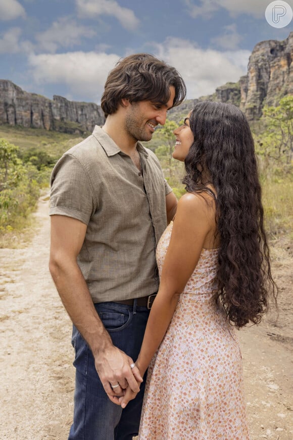 Túlio Starling (Artur Ariosto) e Larissa Bocchino (Quinota) são o casal de protagonistas de 'No Rancho Fundo'