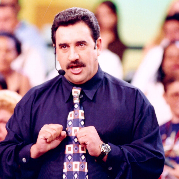 Eliana vai ser substituída por Ratinho? Apresentador descartou mudança de seu programa para o domingo: 'Está bom do jeito que está. Está faturando o segundo lugar todos os dias'