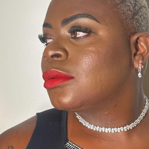 Mais um barraco! Jojo Todynho afronta jornalista na porta da festa de Ludmilla após ser chamada de 'ordinária'