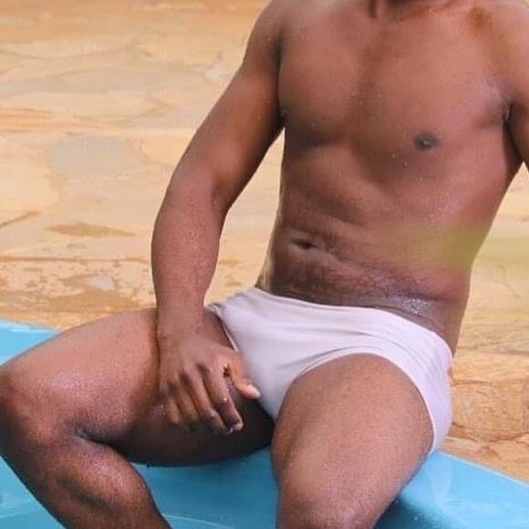 Jefão bateu um papo rápido com o Purepeople e revelou mais detalhes da parceria com Rita Cadillac