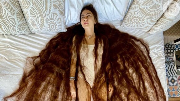 Quem é a 'Rapunzel da vida real', detentora do recorde de maior cabelo do mundo no Guinness Book?