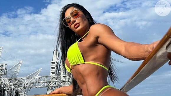 Gracyanne Barbosa surge completamente nua em nova publicação mostrando seu corpo